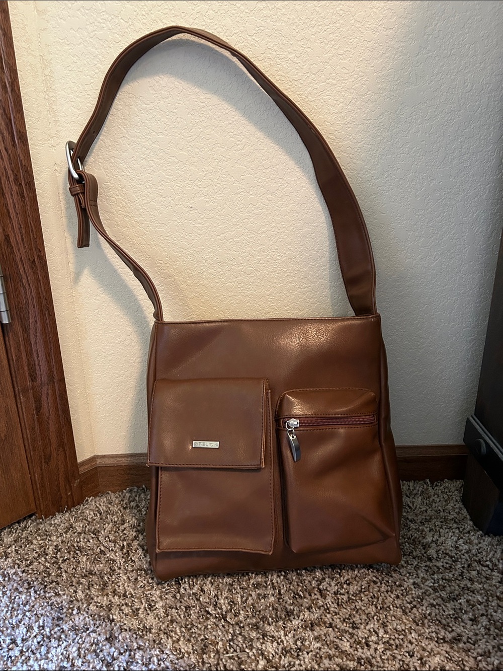 Relic Genuine Leather Brown Adjustable Shoulder Bag Multi Pocket Everyday Purse - Picture 2 of 11